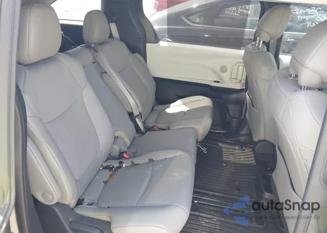 2025 Toyota Sienna Xle/Xle 8 Passenger из США, поврежденный, VIN 5TDJRKEC7SS253213